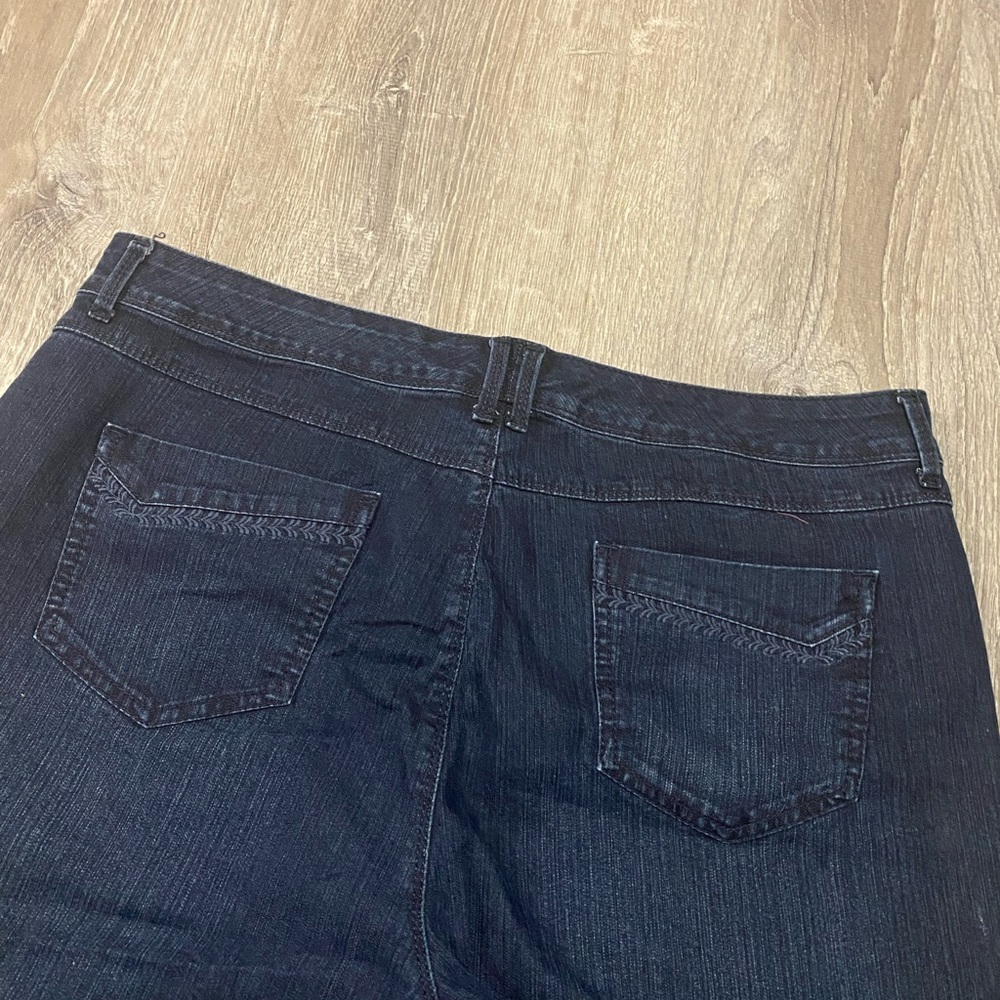 Gloria Vanderbilt Dark Wash Denim Skimmer Capri Jeans Women’s Size 16 Stretch - Picture 5 of 8